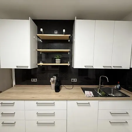 Appartement Monteur-base Mit Garten Und Anbindung