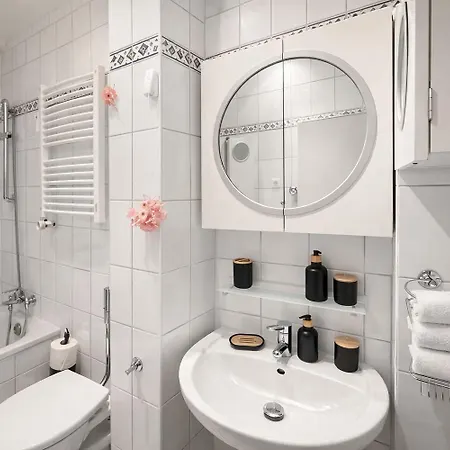 Appartement Monteur-base Mit Garten Und Anbindung