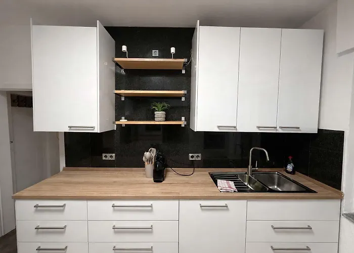 Appartement Monteur-base Mit Garten Und Anbindung *